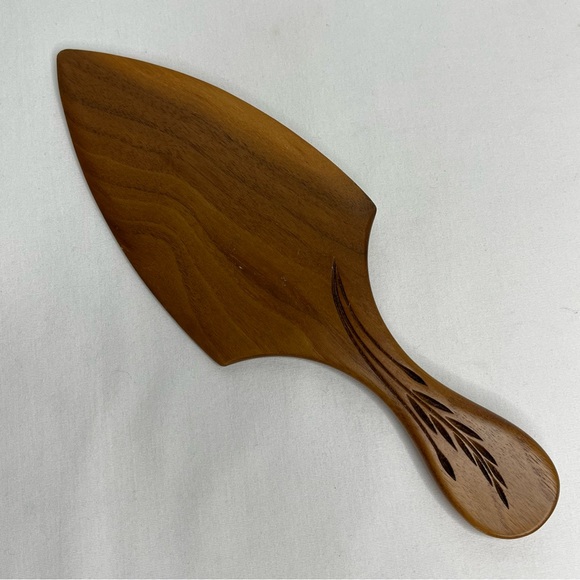 The Wood Whistlers Wooden Pie Server. Gatlinburg TN - Picture 1 of 9